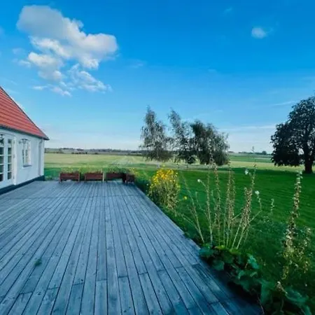 Villa Entire *