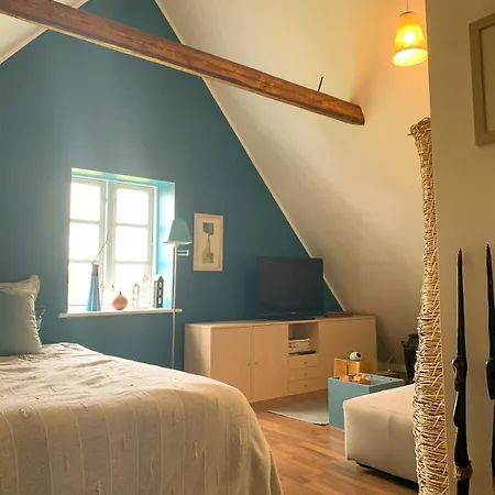 Villa Entire *